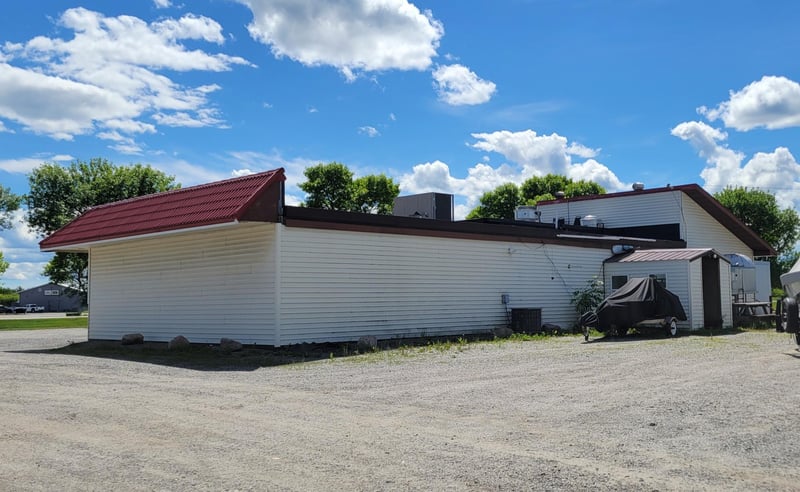 813 2nd St NW, Baudette, MN 56623