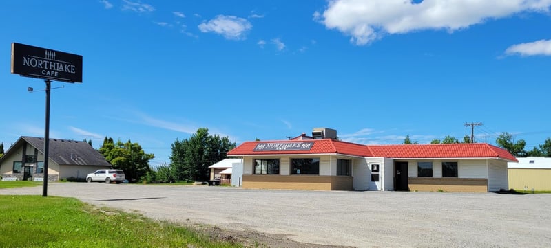 813 2nd St NW, Baudette, MN 56623