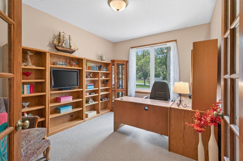 840 Bridle Creek Ln, Jordan, MN 55352