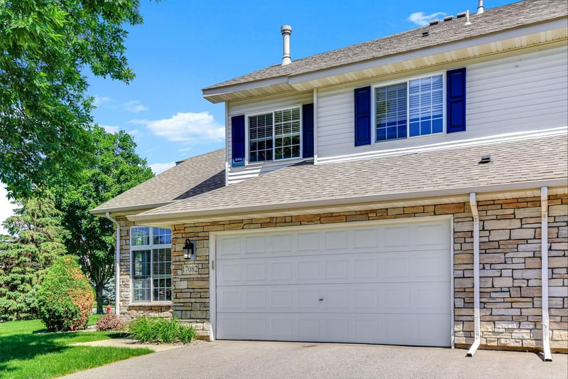 17082 Eastwood Ave #112, Farmington, MN 55024