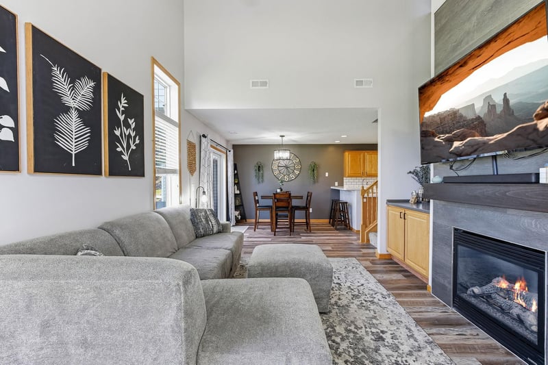 17082 Eastwood Ave #112, Farmington, MN 55024