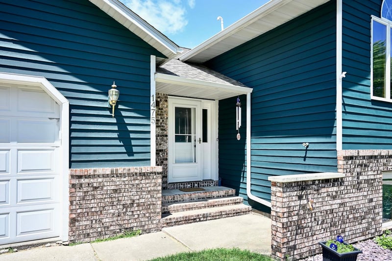 1475 48th Ave, Winona, MN 55987