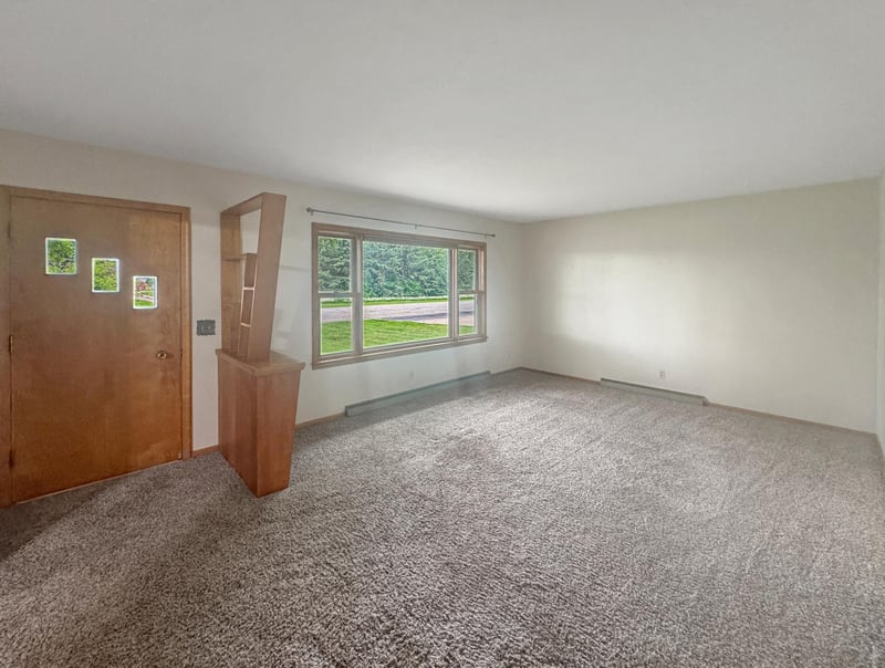 2727 34th St, Slayton, MN 56172