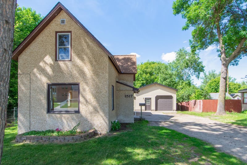1517 Norwood St, Brainerd, MN 56401