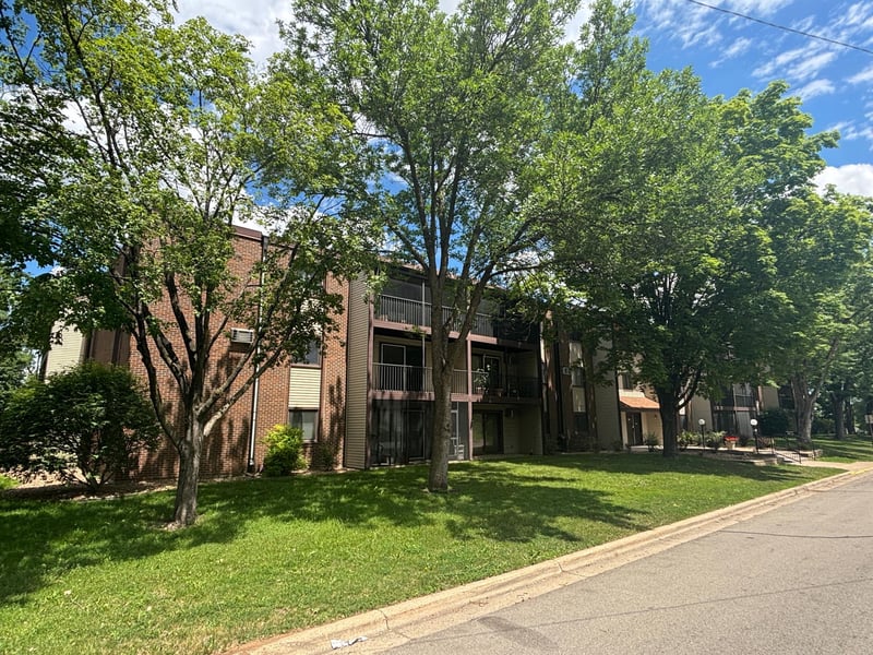 1340 9th Ave S #315, Saint Cloud, MN 56301