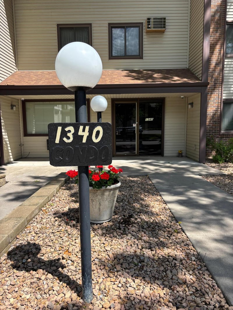 1340 9th Ave S #315, Saint Cloud, MN 56301