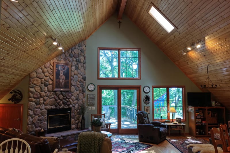 1480 1st St, Pepin, WI 54759