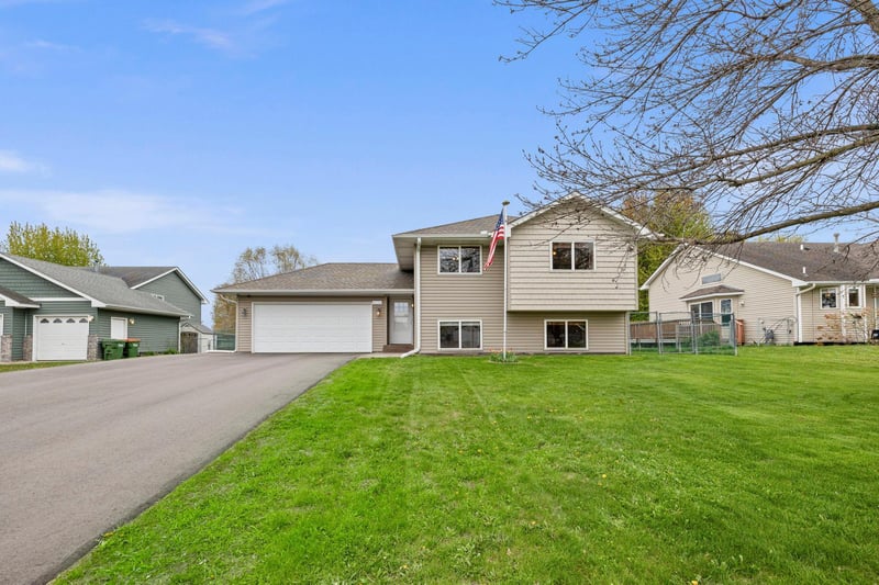 6235 146th St N, Hugo, MN 55038