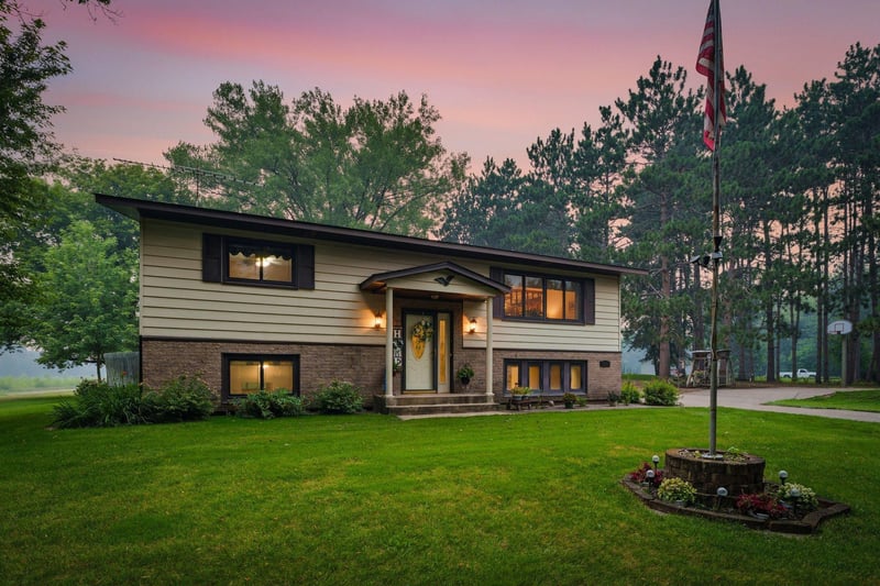 18440 Jackson St NE, East Bethel, MN 55011