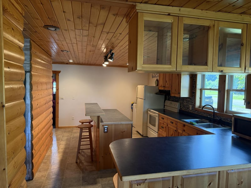 15038 210th St, Little Falls, MN 56345