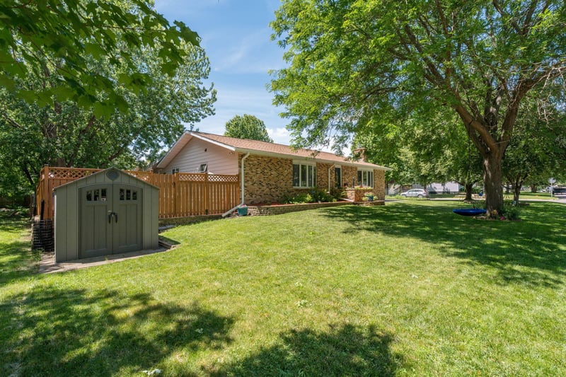 428 Swift St, Saint Peter, MN 56082