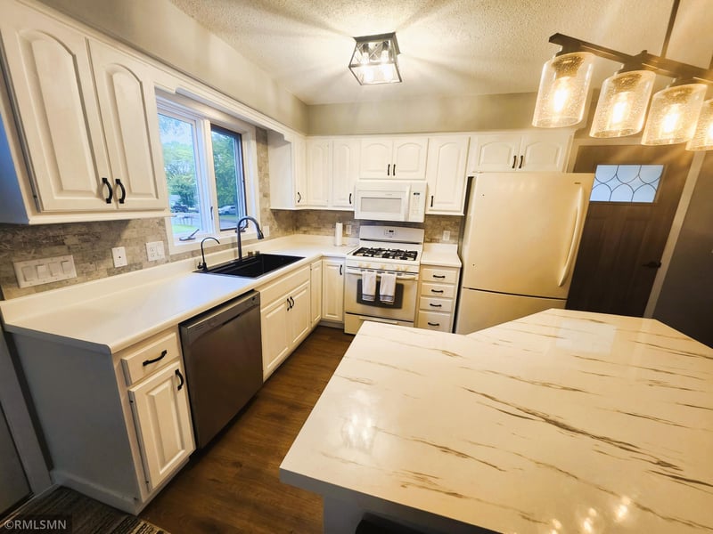 917 N Valley St, New Ulm, MN 56073