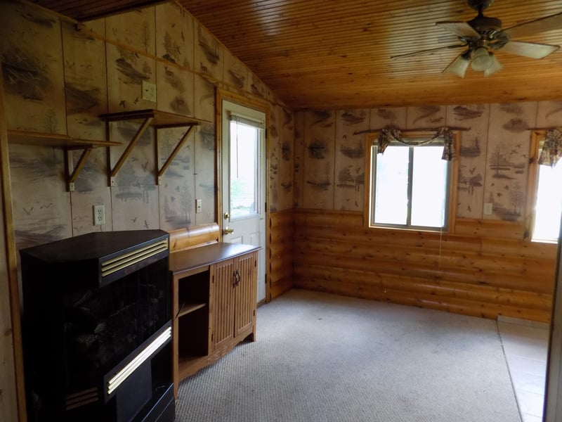 317 Milwaukee St, Lakefield, MN 56150