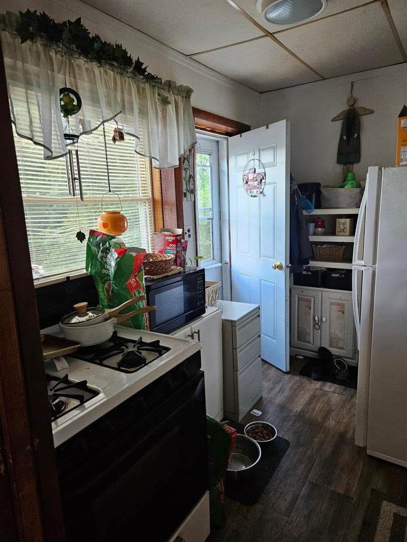 411 5th St, Clear Lake, WI 54005