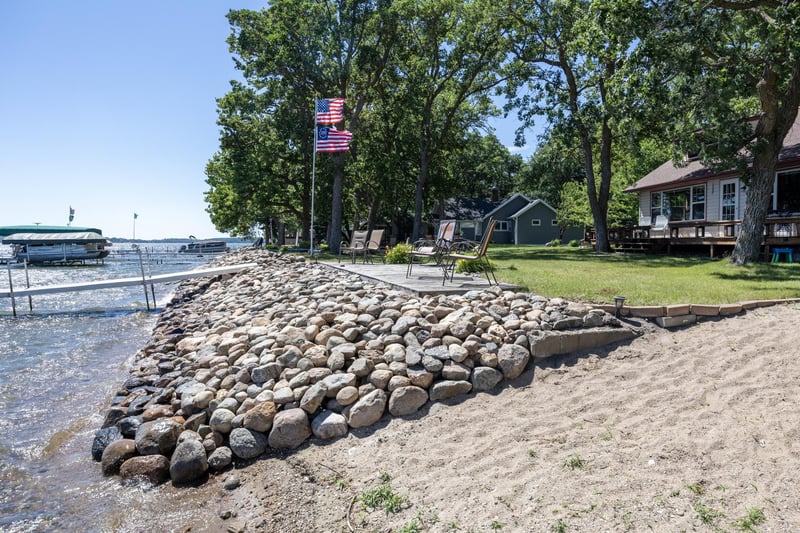 22548 Senns Beach Dr, Detroit Lakes, MN 56501