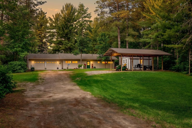 5870 Fledgling Way Dr NW, Walker, MN 56484