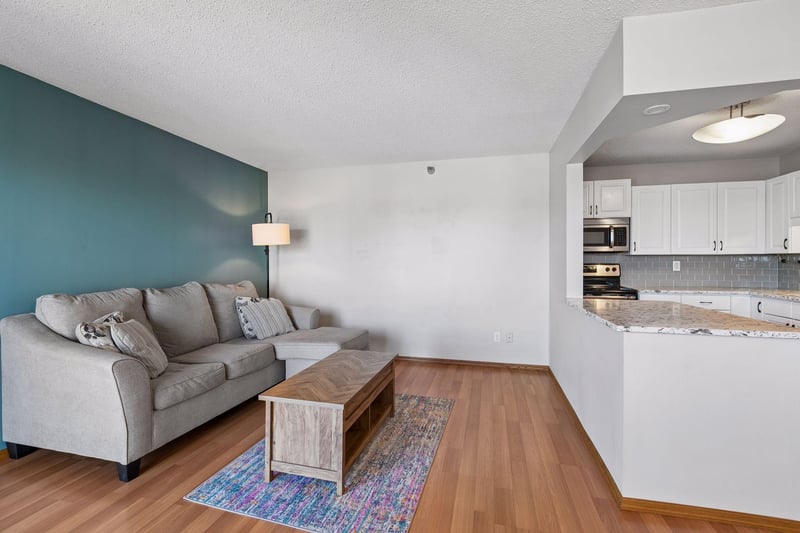 78 10th St E #1610, Saint Paul, MN 55101