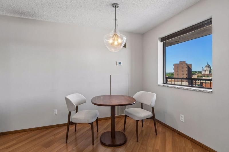 78 10th St E #1610, Saint Paul, MN 55101