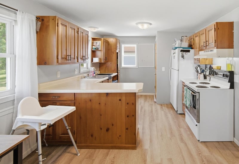 301 6th Ave NE, Mapleton, MN 56065