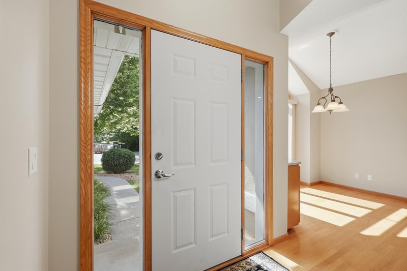 1885 Magnolia Ln N, Plymouth, MN 55441