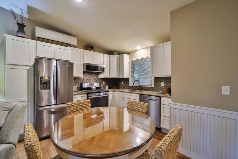 26158 Edna Ln, Nisswa, MN 56468