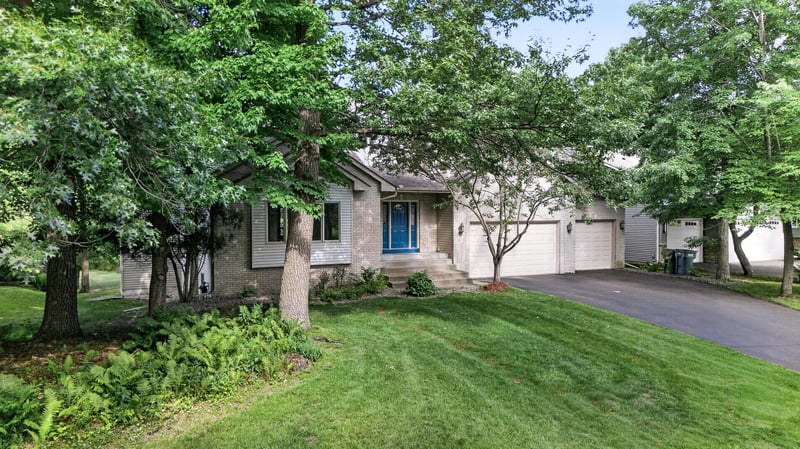 11019 Zumbrota Ct NE, Blaine, MN 55449