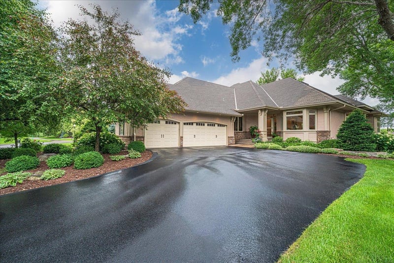 17812 Bearpath Trl, Eden Prairie, MN 55347