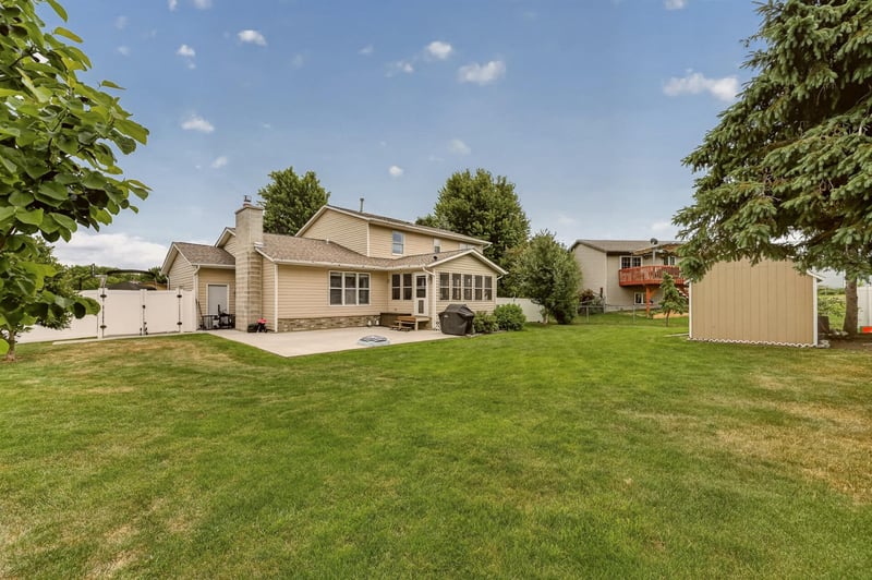 819 3 1/2 Ave NW, Byron, MN 55920