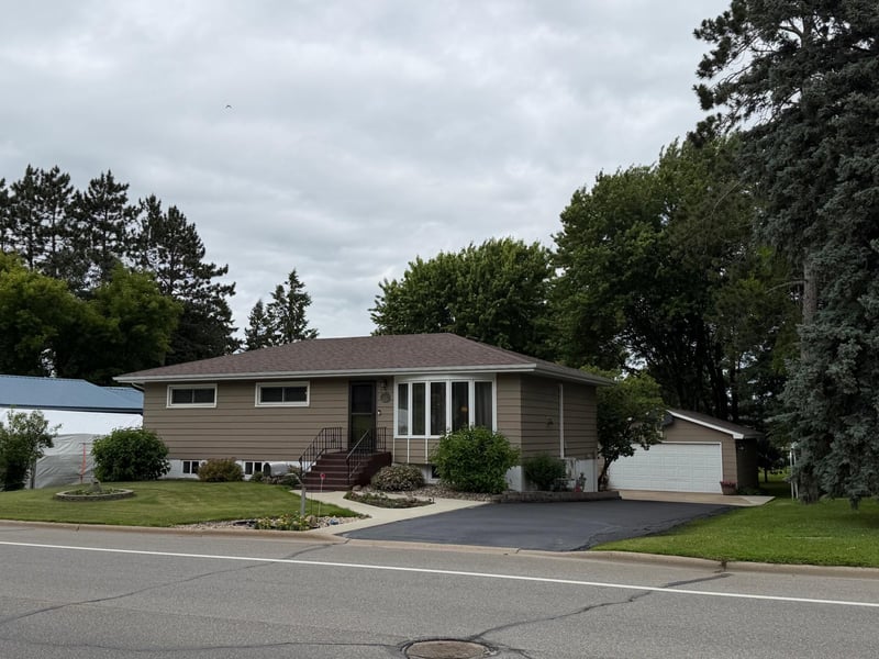 720 1st Ave NE, Long Prairie, MN 56347