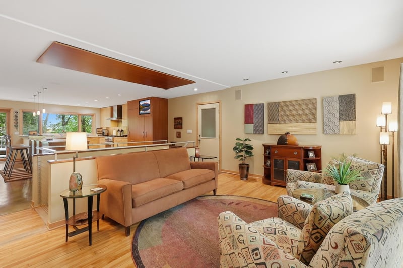 18416 Ridgewood Rd, Minnetonka, MN 55391