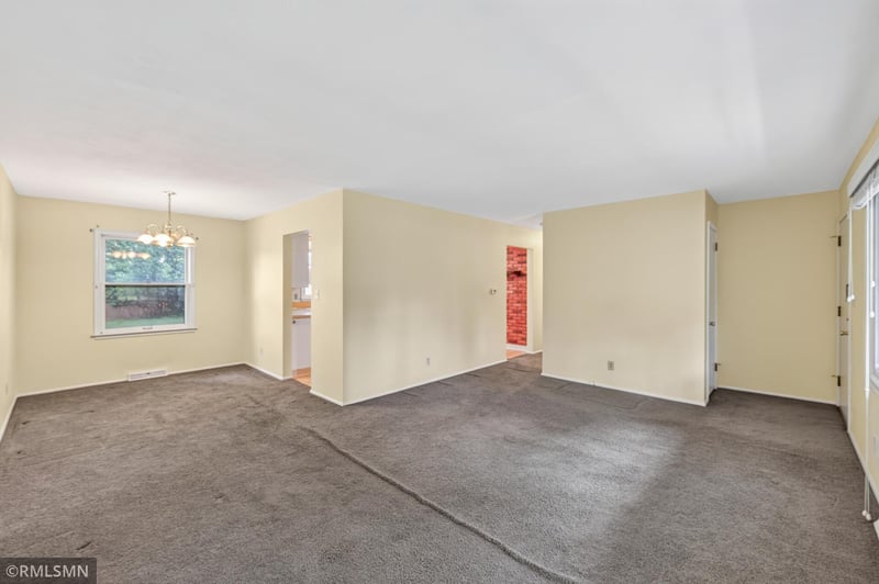 2280 Randy Ave, White Bear Lake, MN 55110