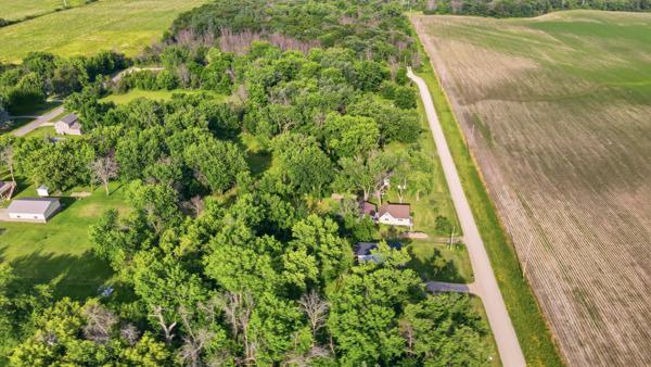 1309 28th Ave NE, Austin, MN 55912