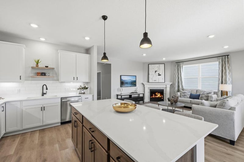 17250 Dimension Ave, Lakeville, MN 55044