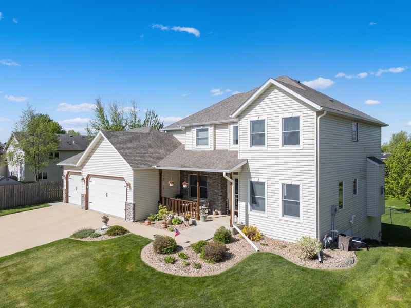 3621 Hart Ln SW, Rochester, MN 55902