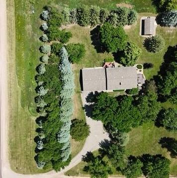 3155 Matthew Dr, Windom, MN 56101