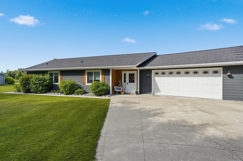 18155 Anderson Trl SE, Erskine, MN 56535