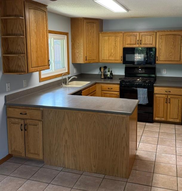 3317 Red Oak Cir S, Burnsville, MN 55337