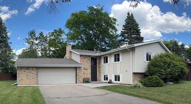 3317 Red Oak Cir S, Burnsville, MN 55337
