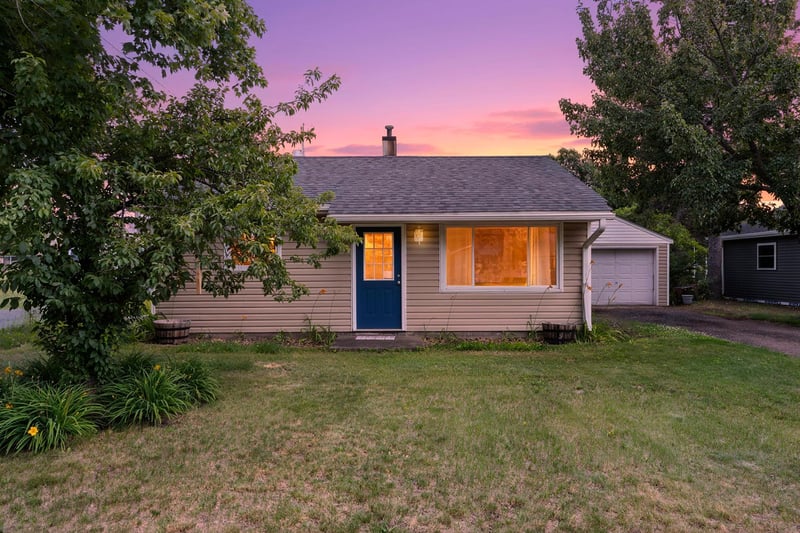 918 Geiger St, Osceola, WI 54020