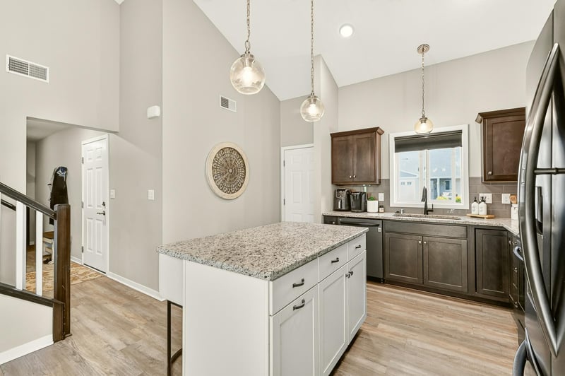 1224 Sundance Ct NE, Byron, MN 55920