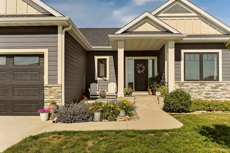 867 Grand Ridge Dr NE, Byron, MN 55920