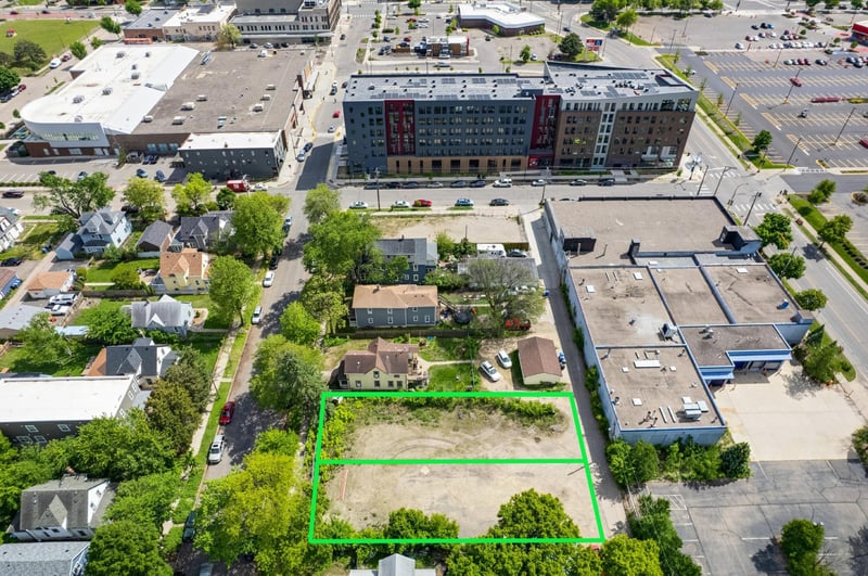 2828 - 2824 27th Ave S, Minneapolis, MN 55406