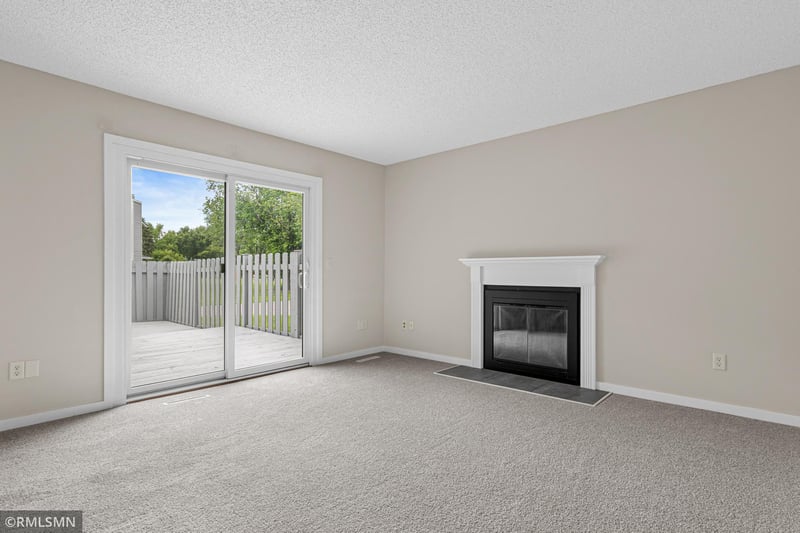 7654 Dunmore Rd, Woodbury, MN 55125