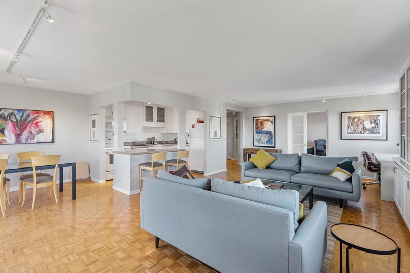 410 Groveland Ave #602, Minneapolis, MN 55403