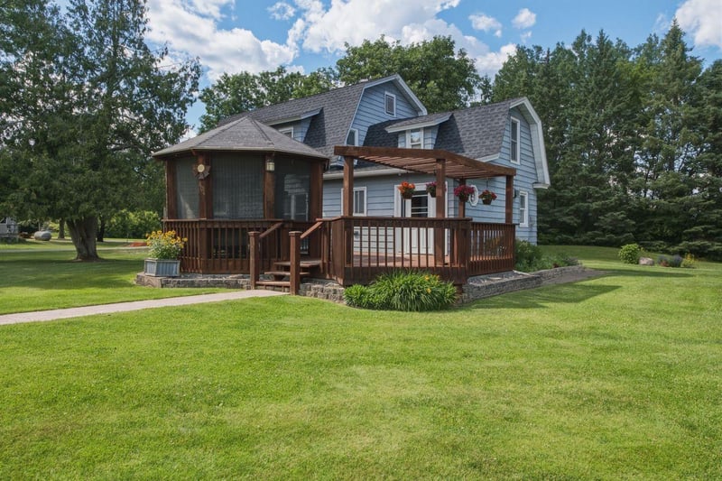 404 N 3rd Ave, Palisade, MN 56469
