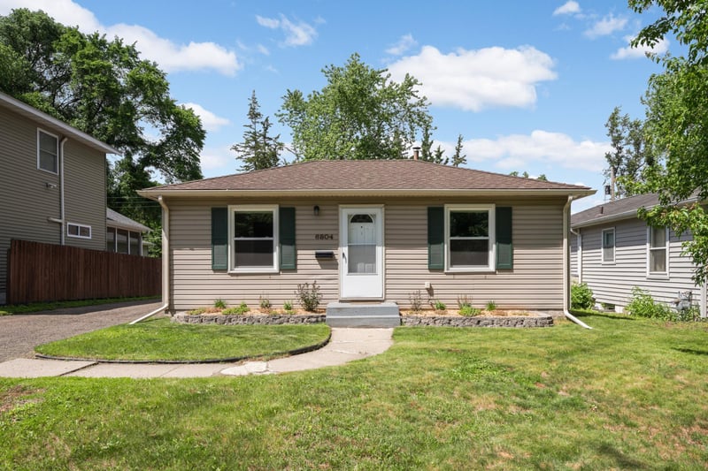 6804 W 26th St, Saint Louis Park, MN 55426