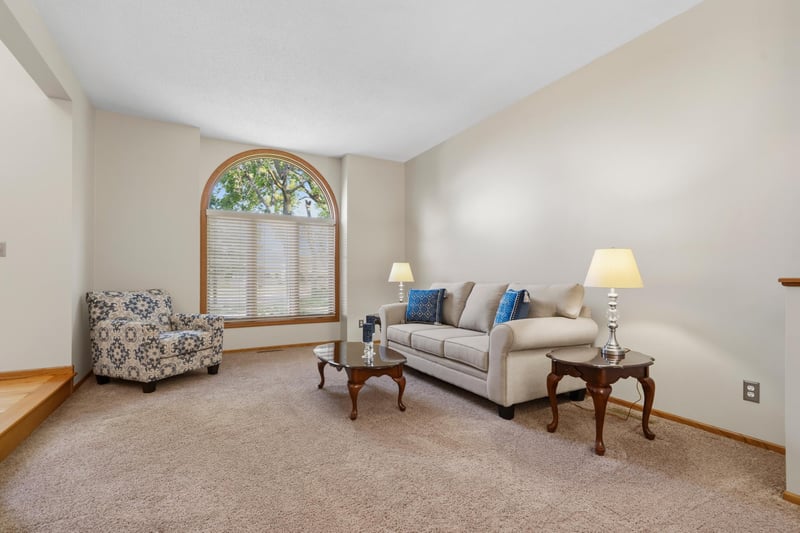 1432 Cloud Dr NE, Blaine, MN 55449