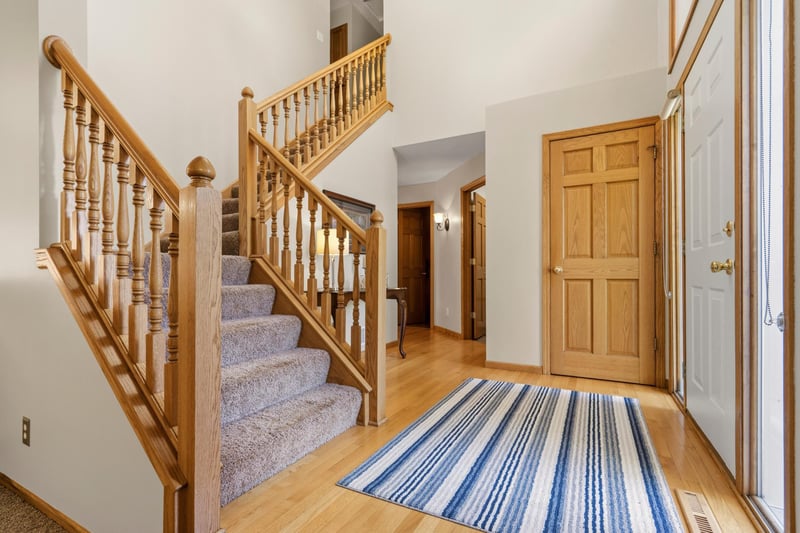 1432 Cloud Dr NE, Blaine, MN 55449