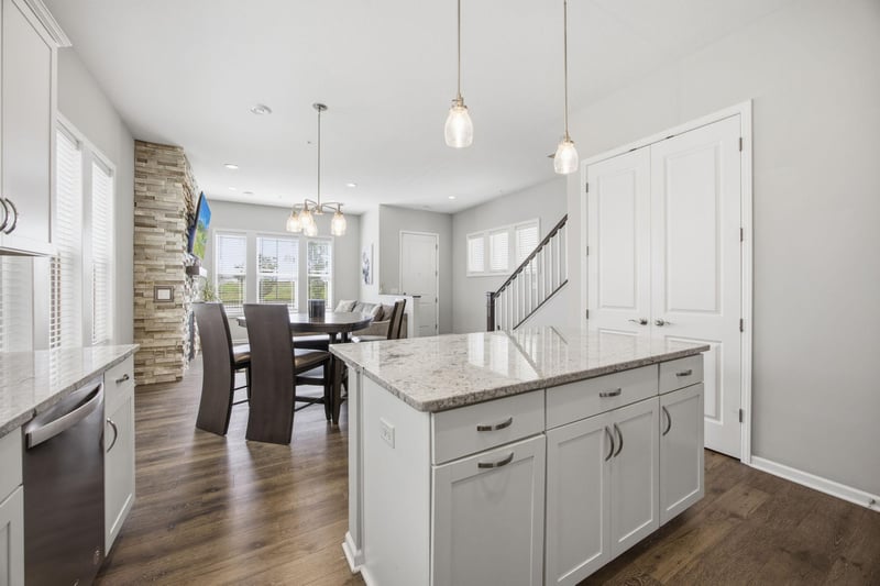 8164 Arrowwood Ln N, Maple Grove, MN 55369