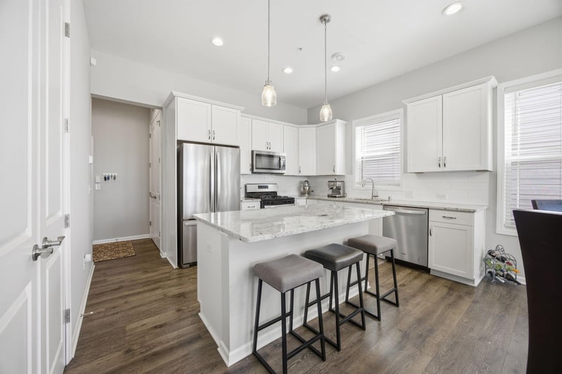 8164 Arrowwood Ln N, Maple Grove, MN 55369